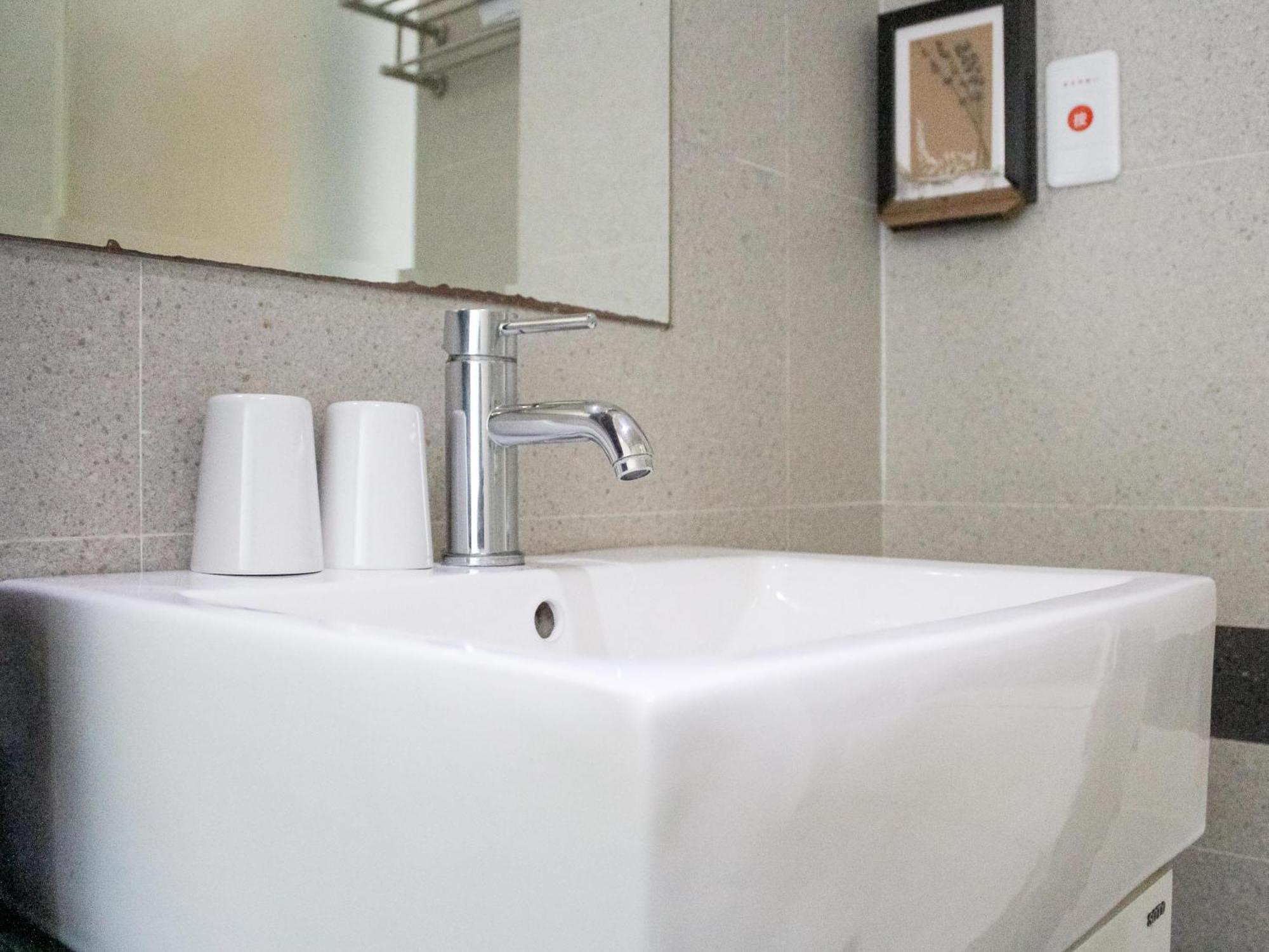 Check Inn Express Taichung Fuxing Hall 2 Екстер'єр фото